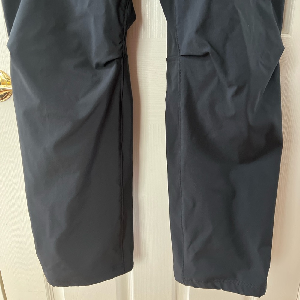Columbia Black Pants 40 Waist 32 Length - Picture 8 of 10